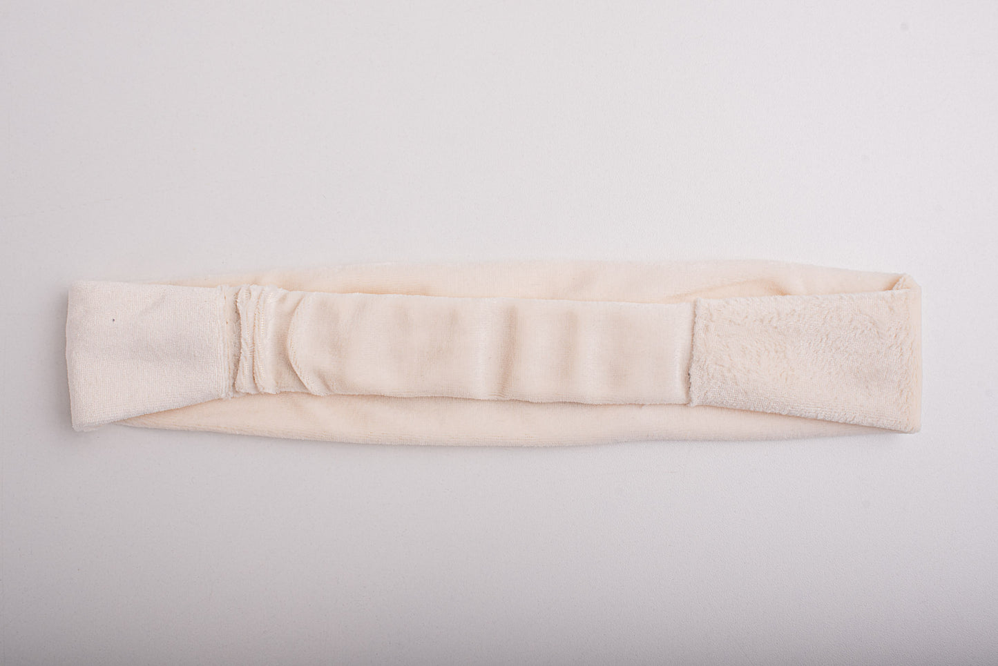 Faixa Capilar Elástico Plush Elegance Personalizada em Bordado