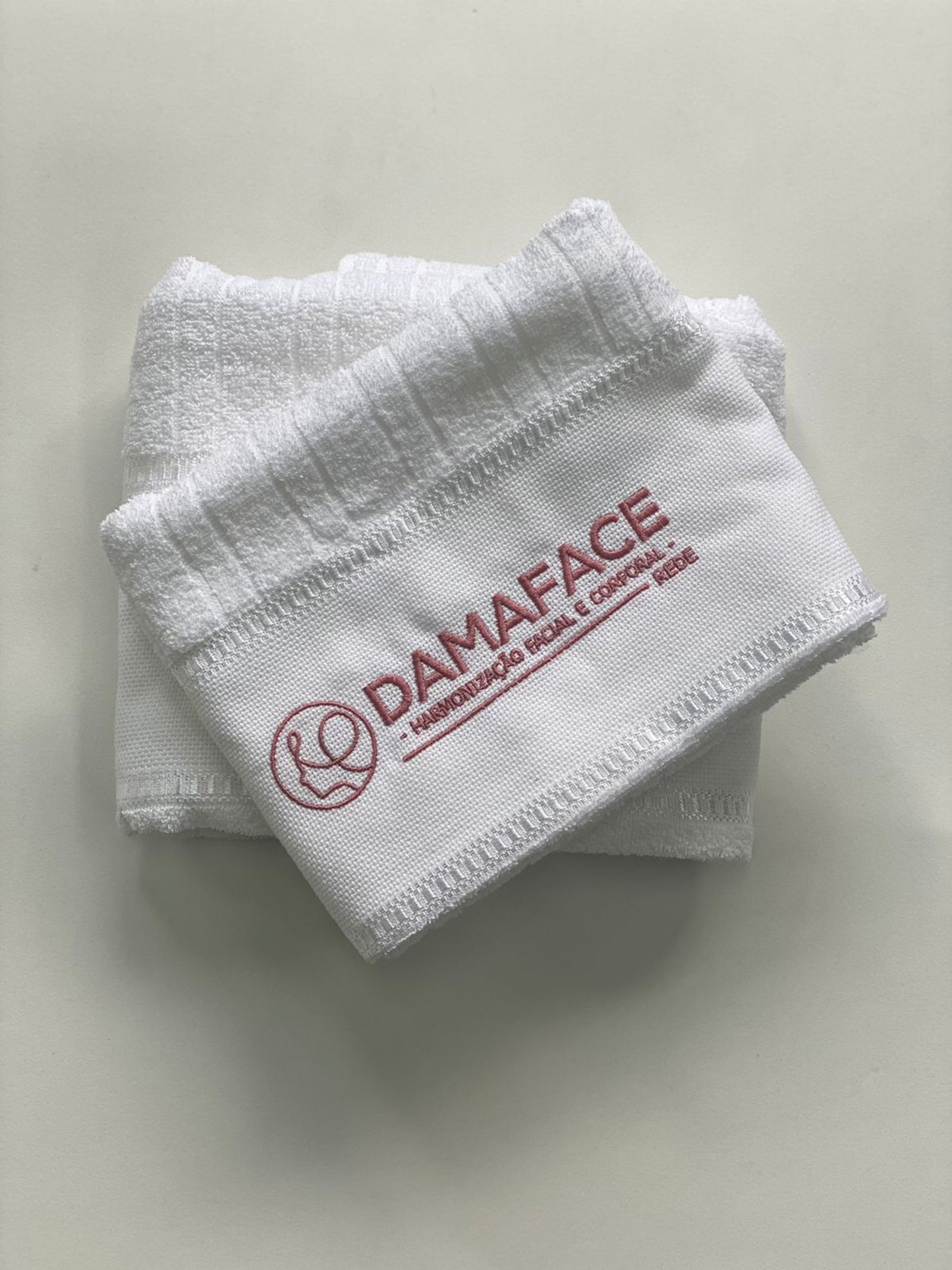 Toalha Banho Felpuda Tradicional Personalizada em Bordado