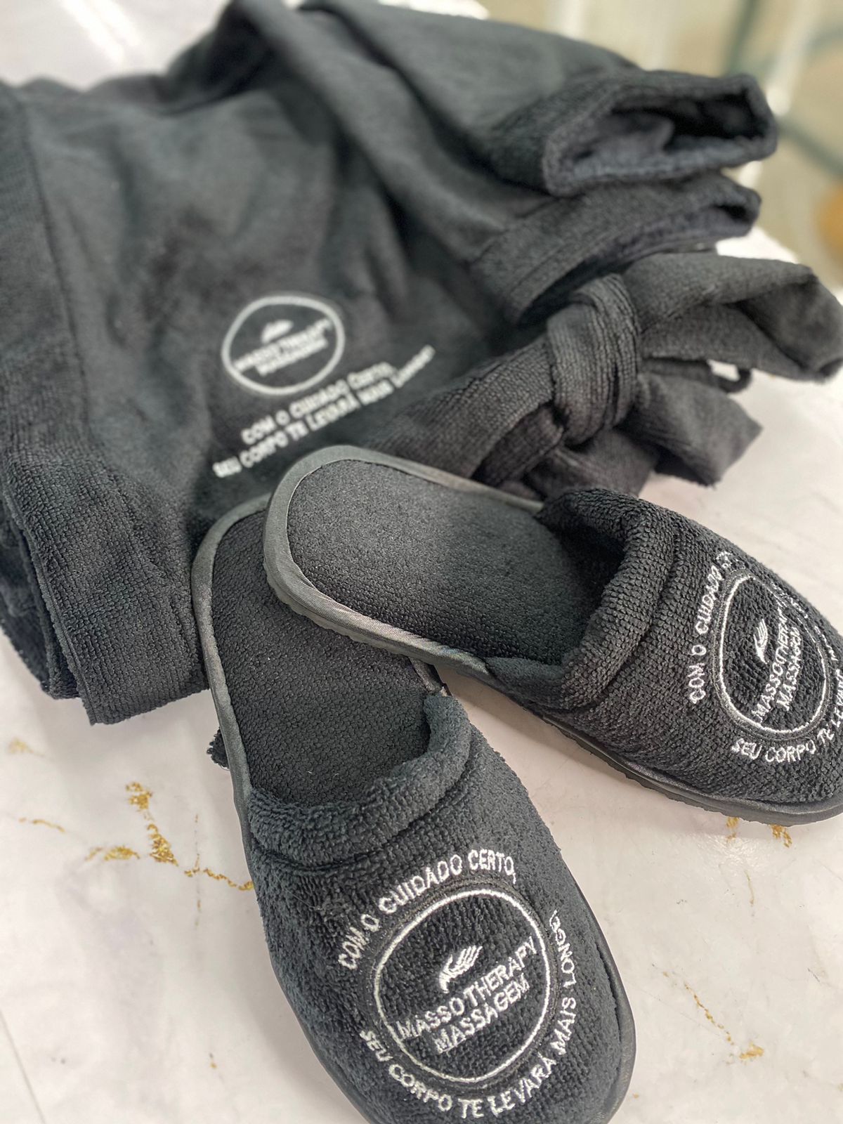 Pantufa Atoalhada Luxo Personalizada em Bordado