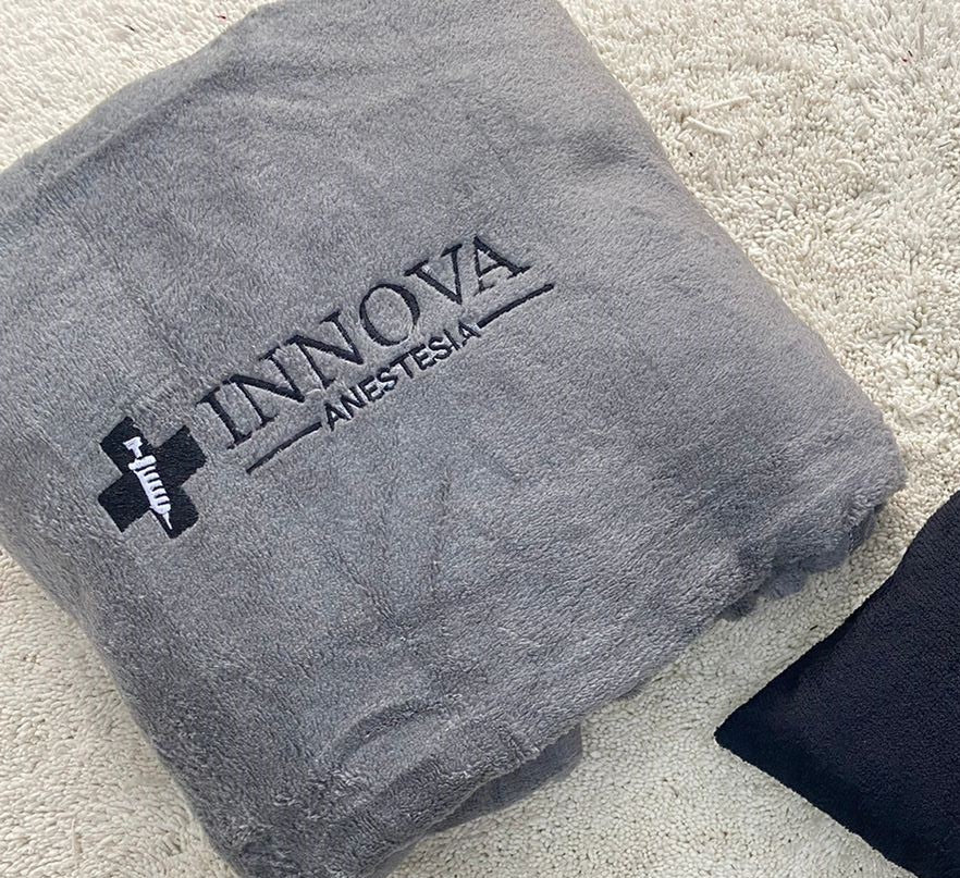 Manta Microfbra Soft Personalizada em Bordado